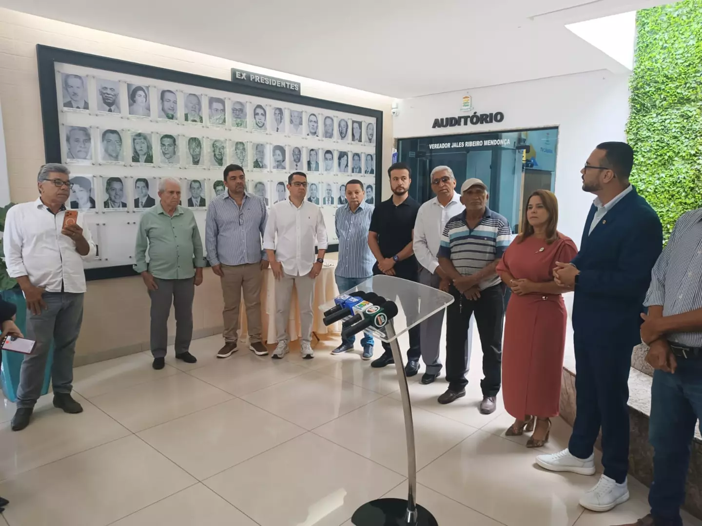 EX VEREADORES JÁ FALECIDOS TEM NOMES EM SALAS INAUGURADAS PELA CÂMARA DE PORANGATU